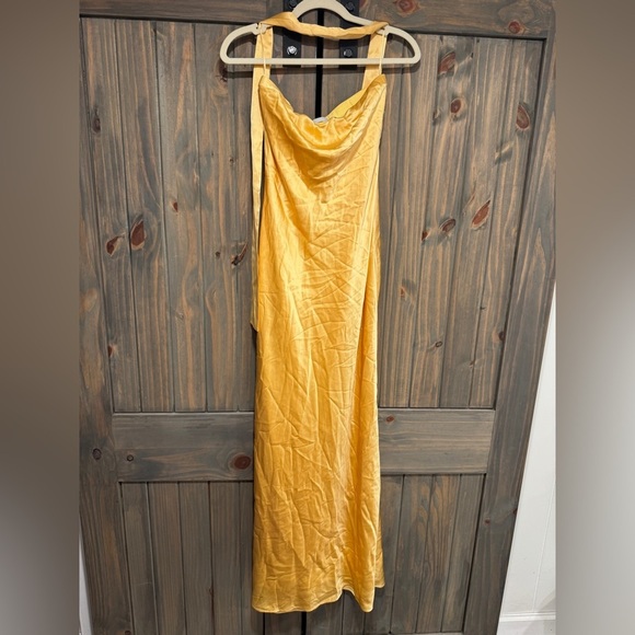 REFORMATION Oren Silk Dress in Sunshine S - Picture 3 of 6